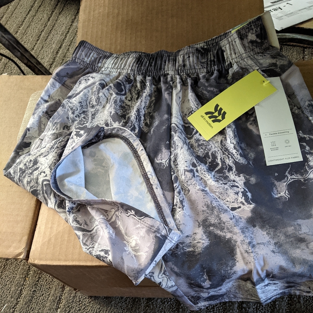 Shorts All in Motion